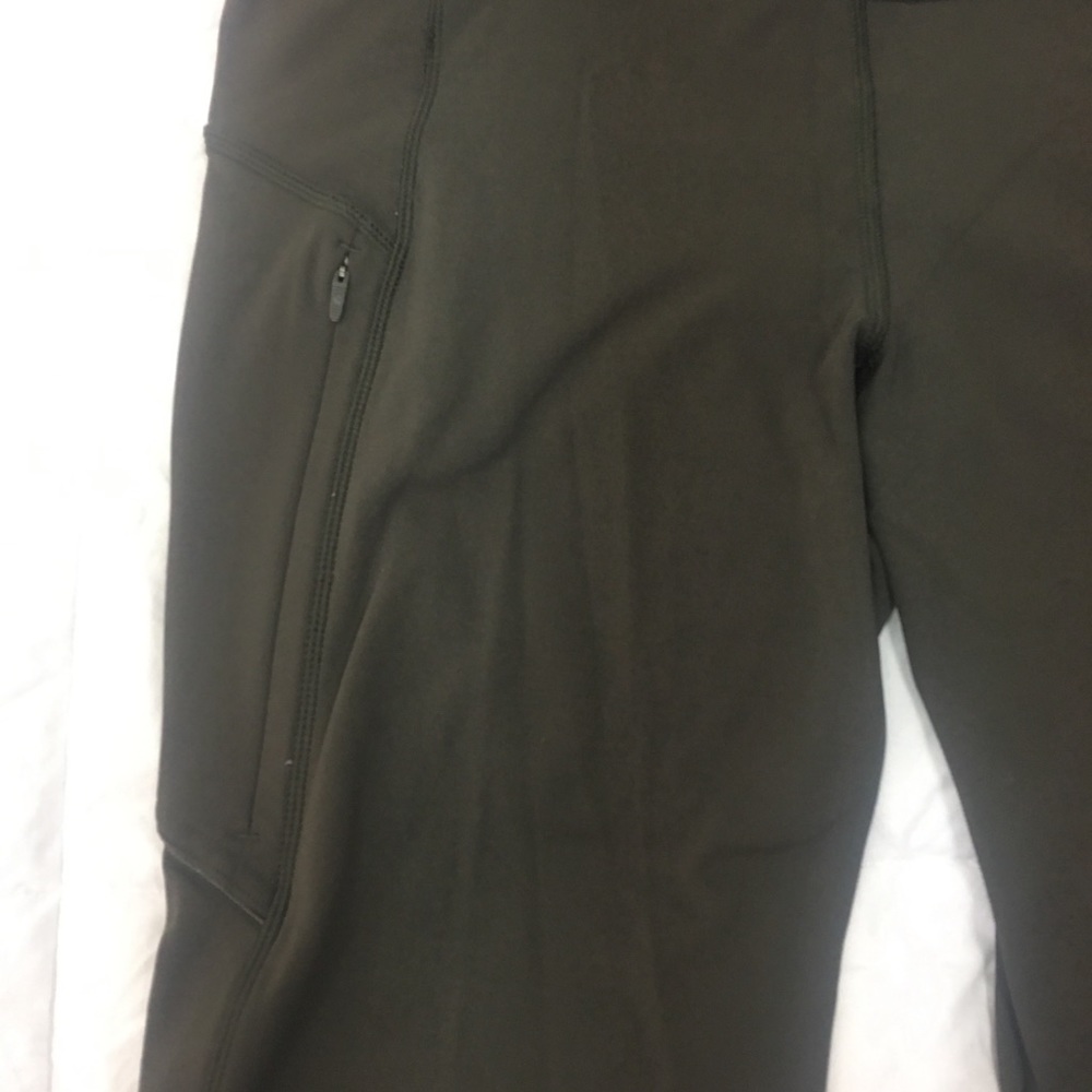 LULULEMON OLIVE RUNNING CROPS - Picture 2 of 7